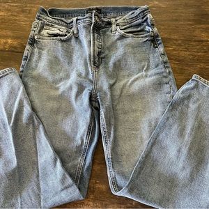 Silver Jean Co. 90’s Boyfriend Jeans